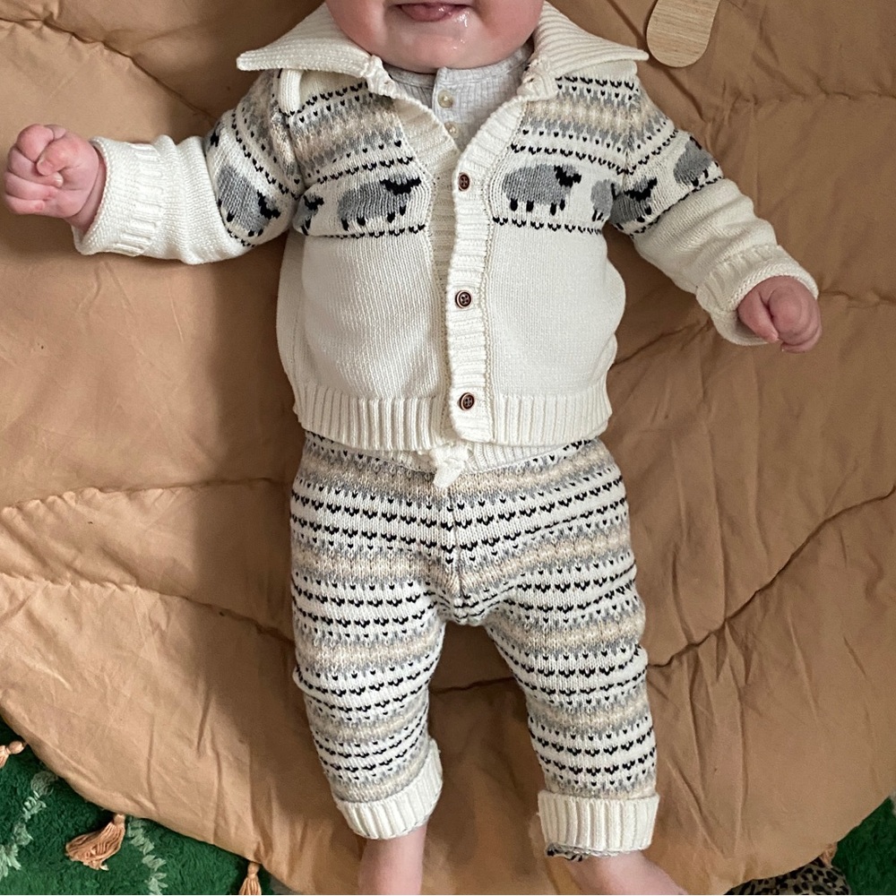 Janie and Jack Sheep sweater and leggings! Size 6-12 month.